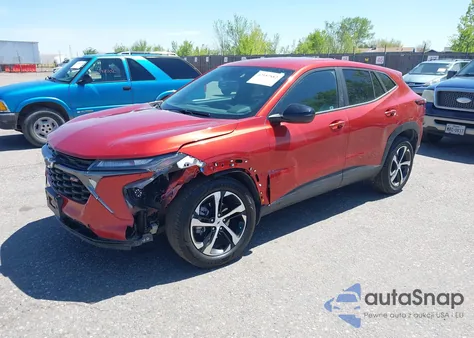 2024 Chevrolet Trax 1Rs z USA, uszkodzony, nr VIN KL77LGE2XRC117439